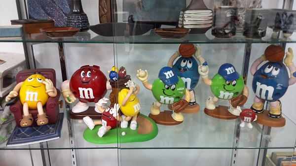 Lot 1504 - NOVELTY M&M DISPENSERS