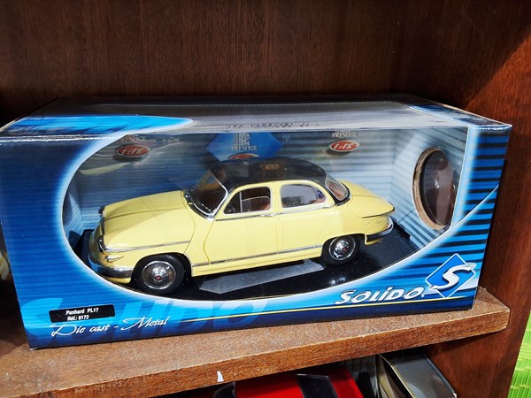 Lot 1543 - MODEL CAR