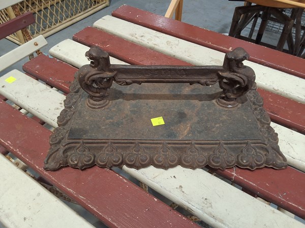 Lot 248 - BOOT SCRAPER