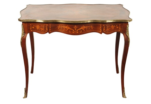 Lot 83 - WRITING TABLE