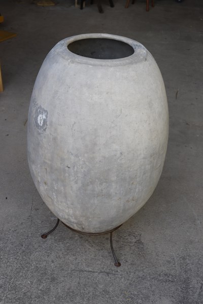 Lot 286 - URN