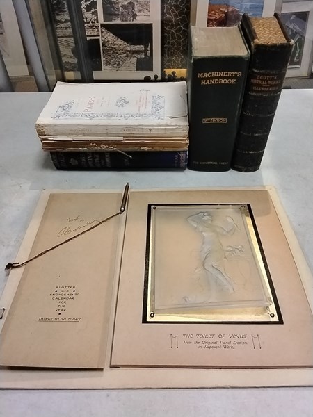 Lot 1181 - ASSORTMENT OF VINTAGE BOOKS