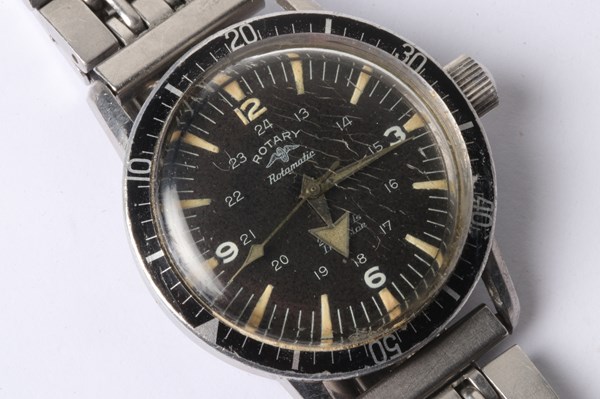 Lot 1048 - ROTARY AQUAPLUNGE WRIST WATCH