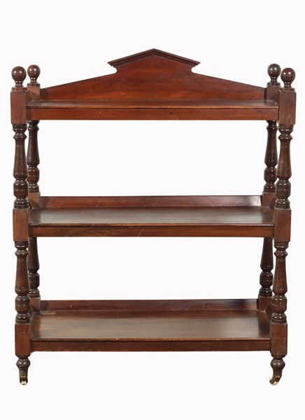 Lot 27 - DUMB WAITER