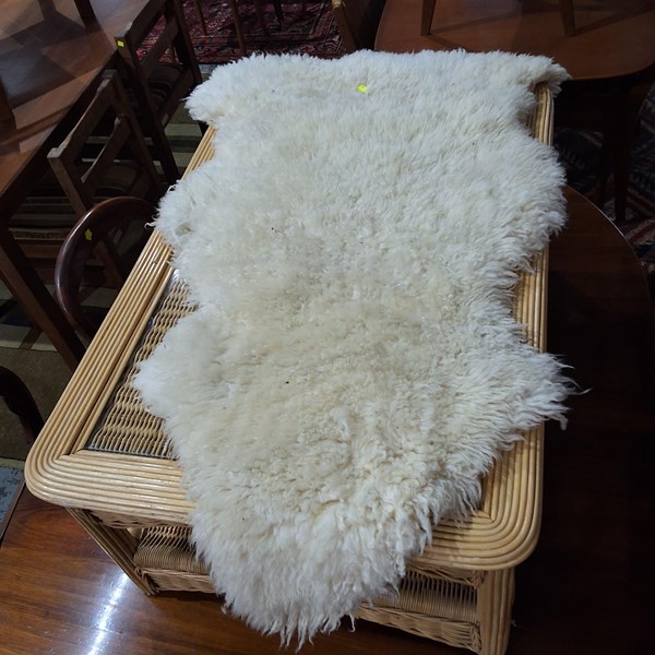 Lot 156 - SHEEP SKIN RUG