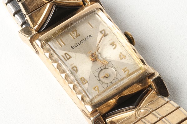 Lot 1034 - BULOVA WRIST WATCH