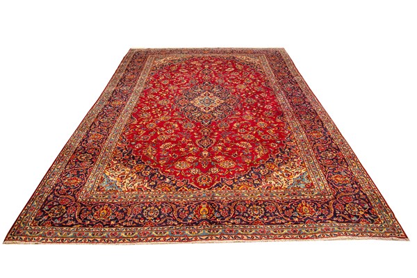 Lot 101 - KASHAN RUG