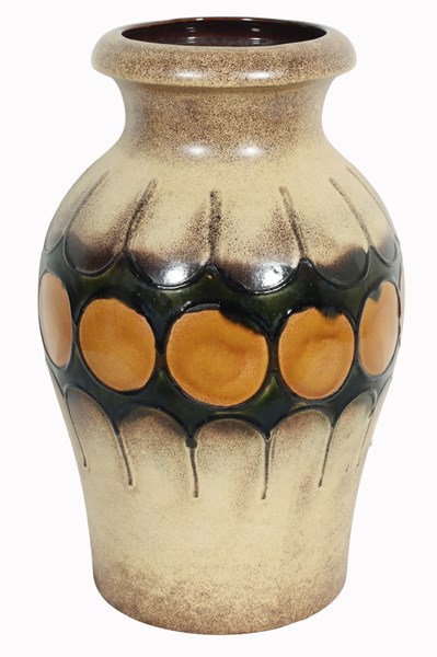 Lot 44 - POTTERY VASE