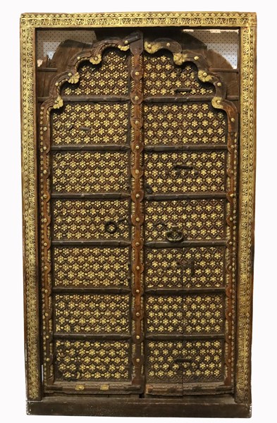 Lot 48 - ENTRANCE DOORWAY