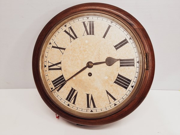 Lot 1315 - STATION CLOCK