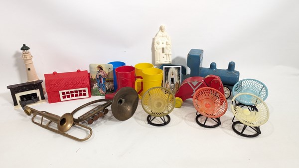 Lot 1494 - VINTAGE TOYS