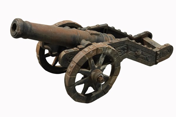 Lot 134 - SIGNAL CANNON