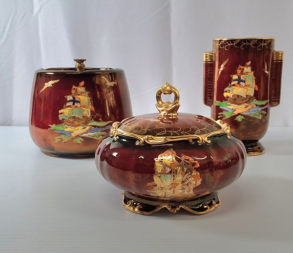 Lot 1336 - CROWN DEVON POTTERY