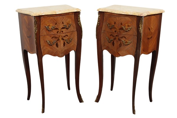 Lot 172 - PAIR OF BEDSIDE DRAWERS