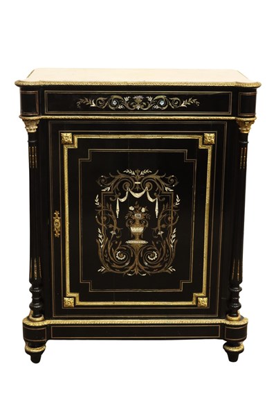 Lot 224 - FRENCH EMPIRE STYLE CABINET