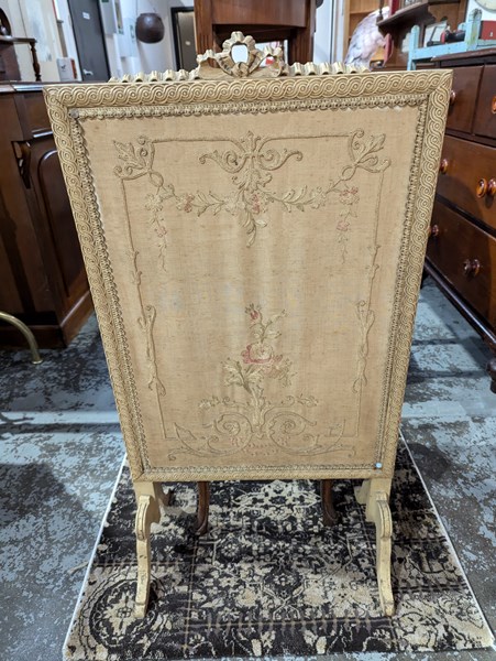 Lot 14 - FORE SCREEN