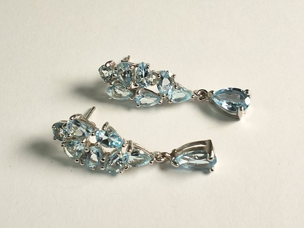 Lot 1012 - EARRINGS