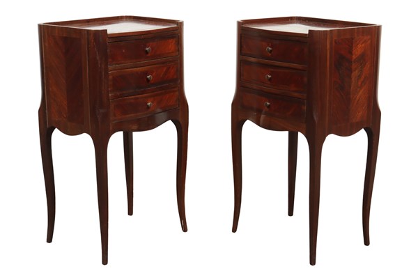 Lot 33 - PAIR OF BEDSIDE DRAWERS
