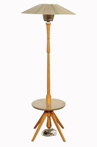 Lot 135 - STANDARD LAMP