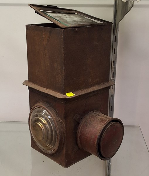 Lot 1269 - RAIL LAMP