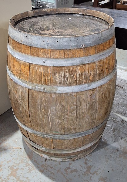 Lot 203 - WINE BARREL