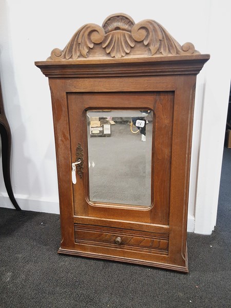 Lot 155 - CABINET