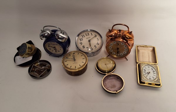 Lot 1234 - ALARM CLOCKS