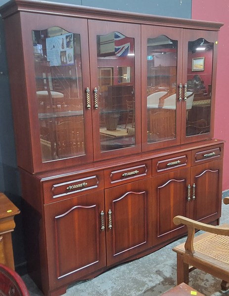 Lot 209 - DISPLAY CABINET