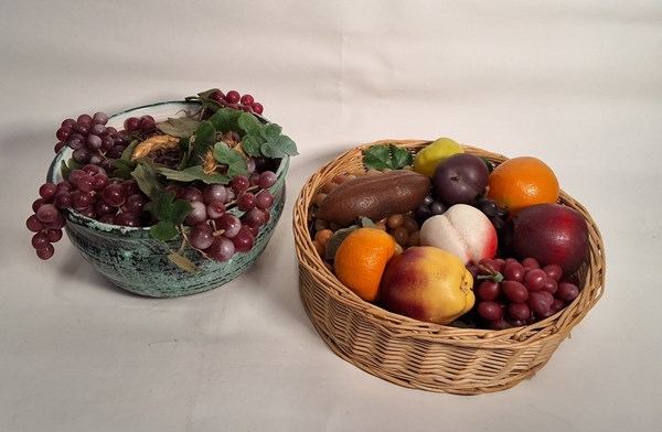 Lot 1317 - FAUX FRUITS