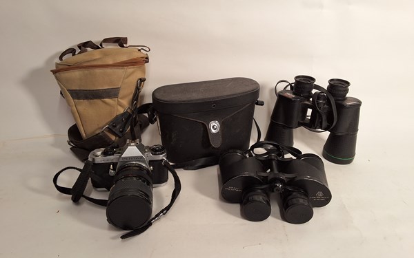 Lot 1346 - BINOCULARS & CAMERA