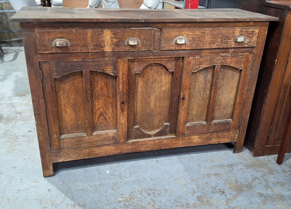 Lot 166 - SIDEBOARD