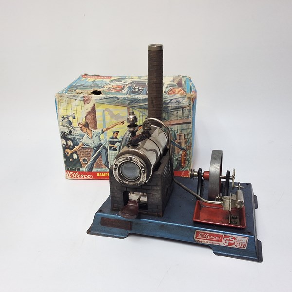 Lot 1227 - MODEL STEAM ENGINE