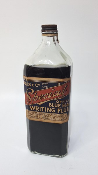 Lot 1186 - INK BOTTLE