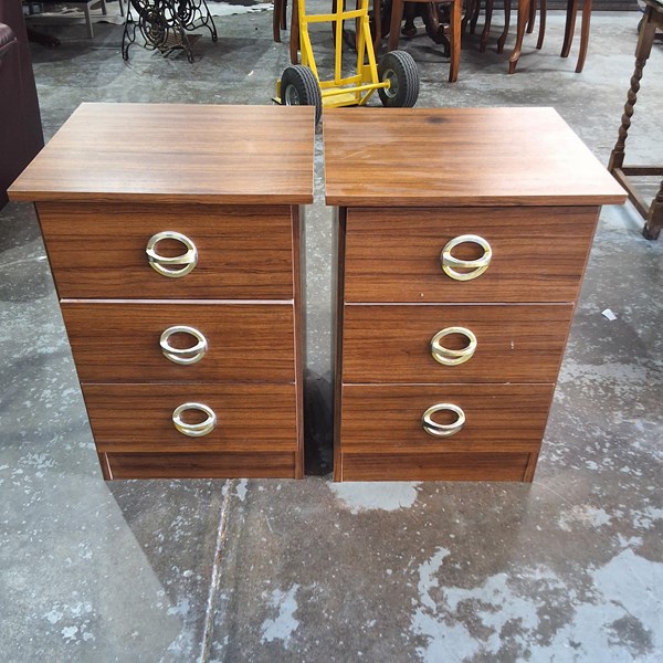 Lot 178 - BEDSIDE TABLES