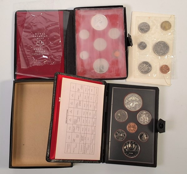 Lot 1068 - COINS