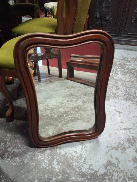 Lot 44 - MIRROR