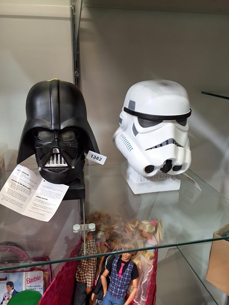 Lot 1382 - GARDEN LIGHTS