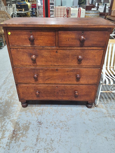 Lot 53 - CHEST OF DRAWERS