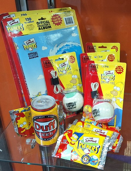 Lot 1388 - SIMPSONS COLLECTABLES