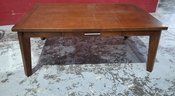 Lot 470 - COFFEE TABLE