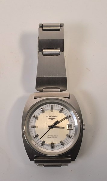 Lot 1054 - LONGINES WATCH