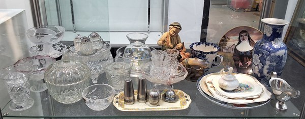 Lot 1444 - CHINA & GLASSWARE