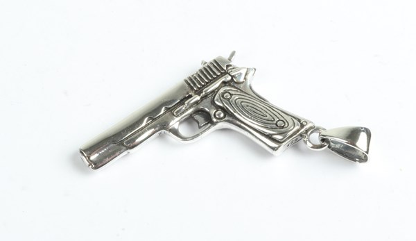 Lot 1056 - SILVER PENDANT