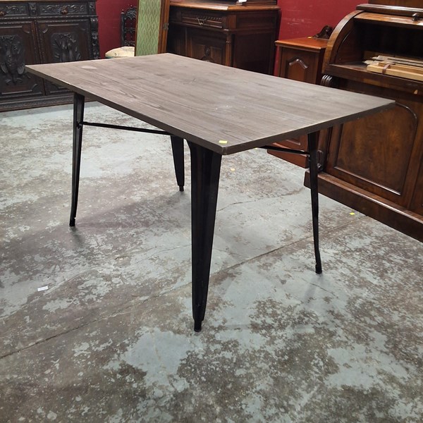 Lot 248 - KITCHEN TABLE