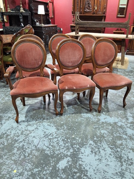 Lot 47 - DINING CHAIRS