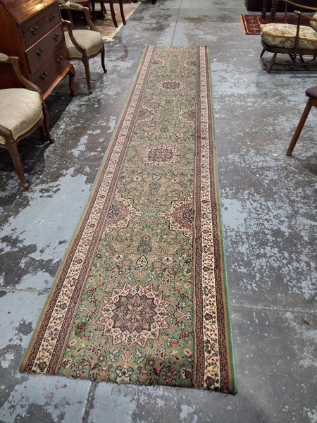 Lot 100 - HALL RUNNER