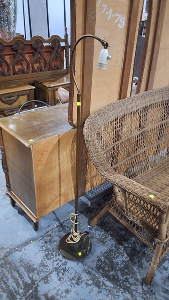 Lot 140 - STANDARD LAMP