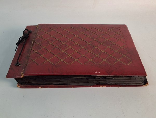 Lot 1132 - POSTCARD & PHOTO ALBUM