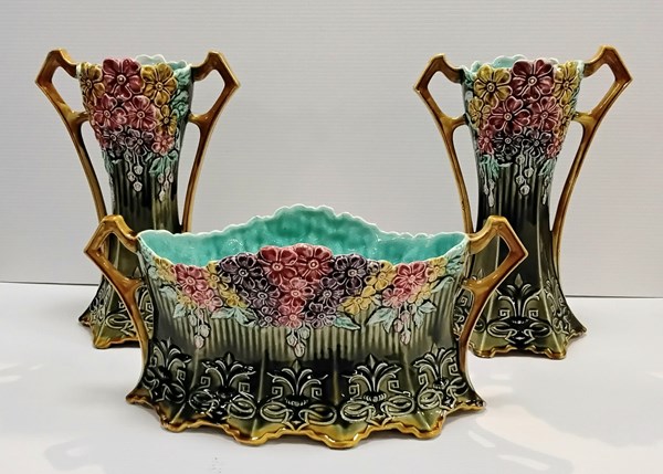 Lot 1254 - MAJOLICA GARNITURE SET