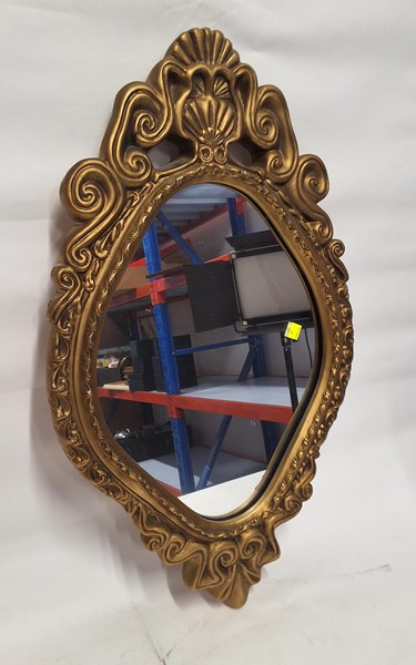 Lot 1439 - WALL MIRROR